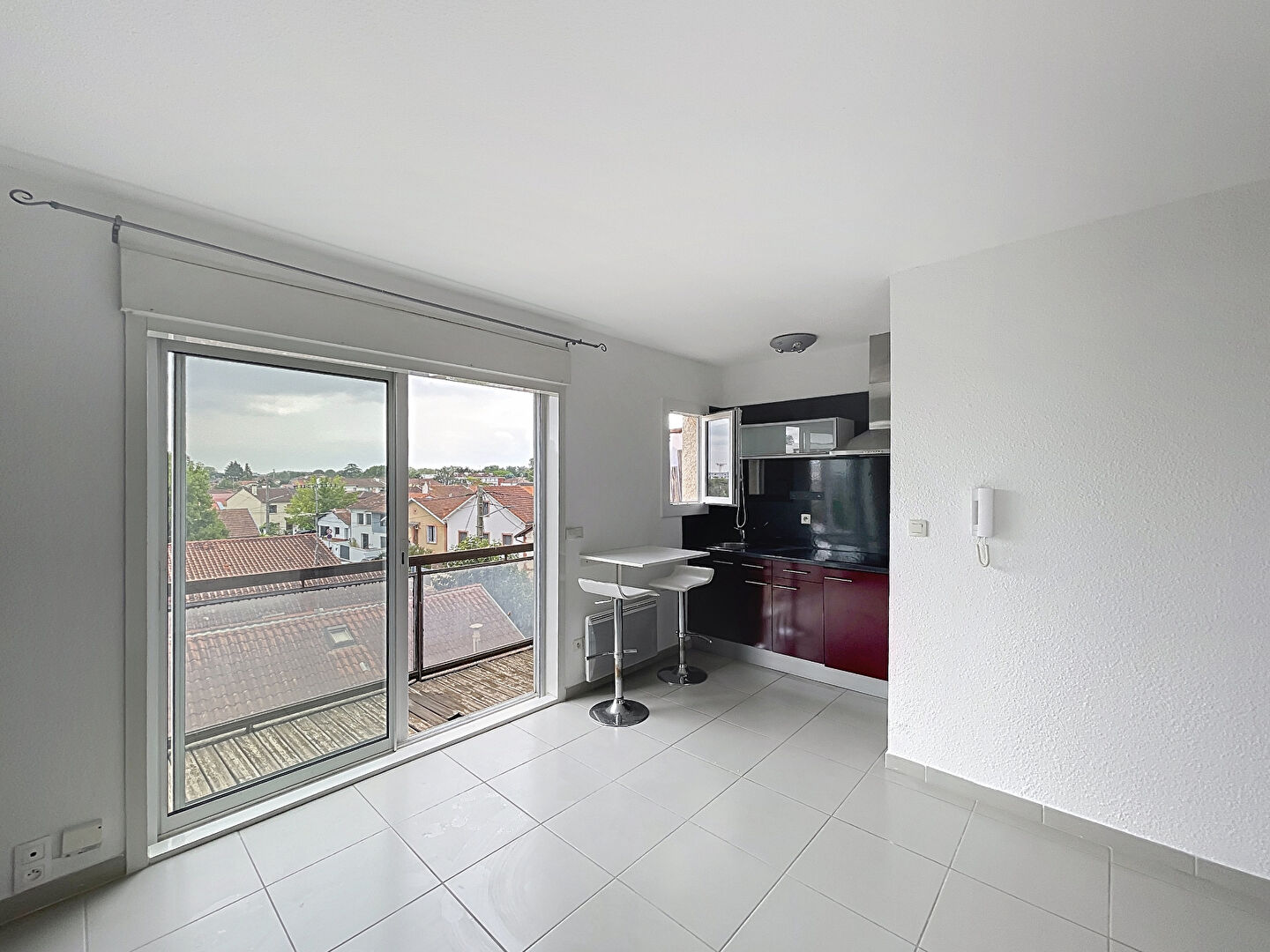 Appartement T1, parking, balcon et cellier