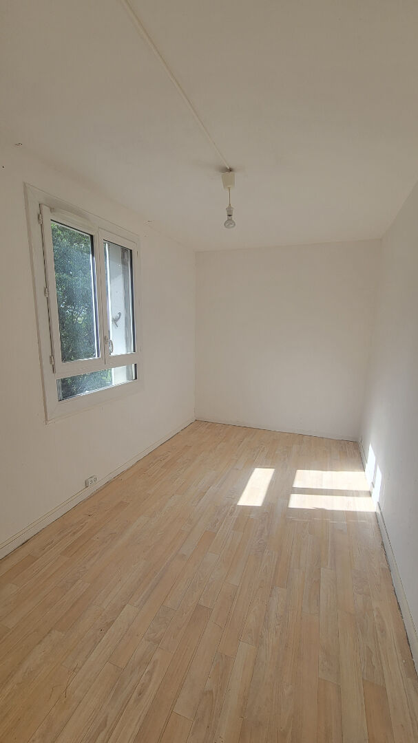 Appartement de type T3 non meublé &#8211; 620.00 charges comprises