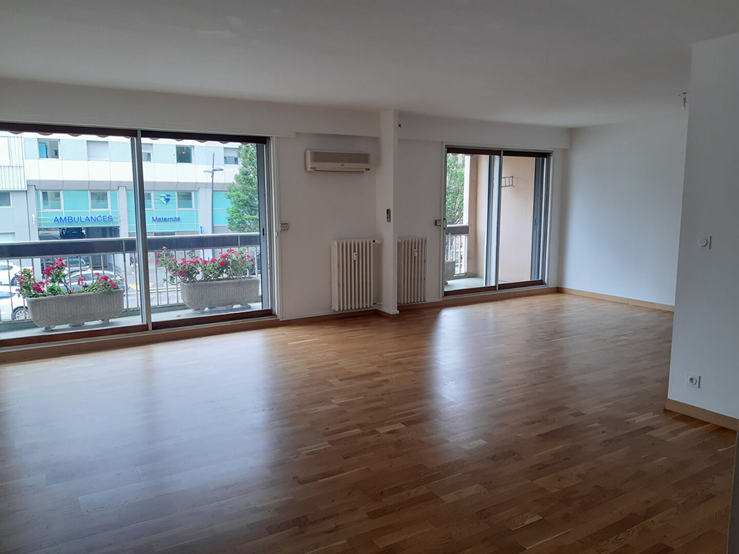 Appartement  3 pièce(s) 100 m2