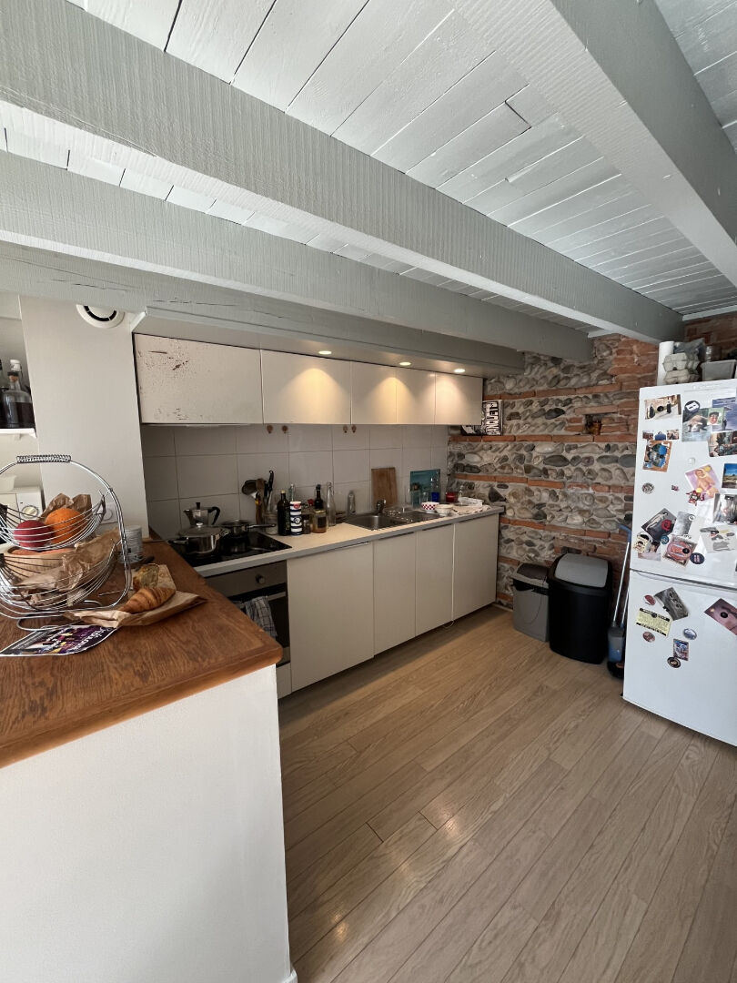 JEANNE D&rsquo;ARC/ BAYARD  T4  de 94 m2 en triplex avec parking